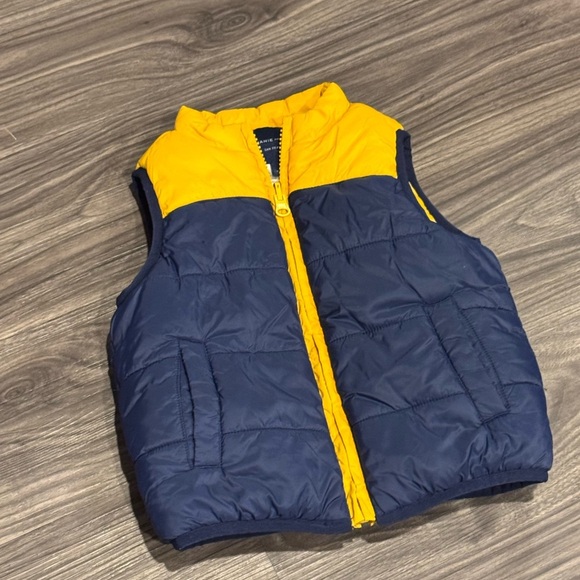 Janie and Jack Boys Puffer Vest Size 2T Blue Yellow Reversible Winter Outerwear - Picture 2 of 5